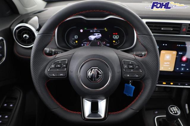 MG ZS 1.5 Luxury, Leder, Navi, 360° Kamera, Sitzheizung, LED 