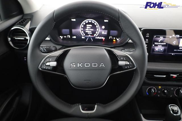 Skoda Fabia Selection 1.0 TSI Selection, Ladeboden, Park, Winterpaket, SmartLink, 4-J Garantie 