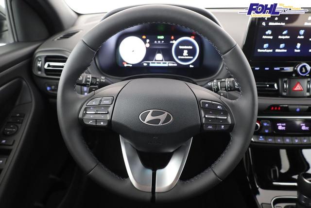 Hyundai i30 Kombi 1.0 T-GDI DCT Family, Navi, ACC, Side, Winter, 17-Zoll, Klimaautomatik 