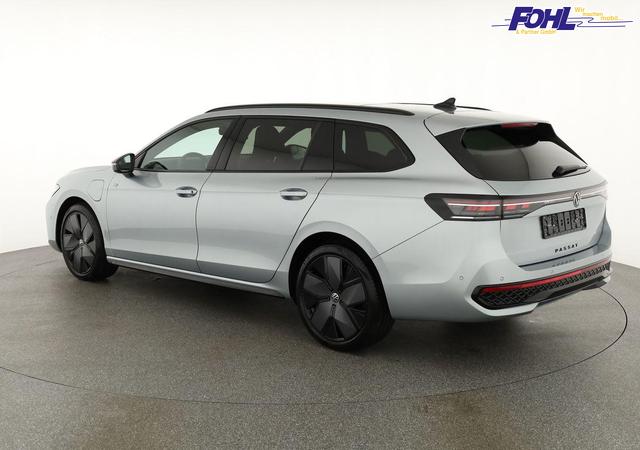 Volkswagen Passat Variant 1.5 TSI eHybrid 200 kW R-Line Black, Pano, AHK, AreaView, 19-Zoll 
