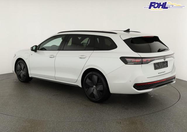 Volkswagen Passat Variant 1.5 TSI eHybrid 200 kW R-Line Black, Pano, AHK, AreaView, 19-Zoll 