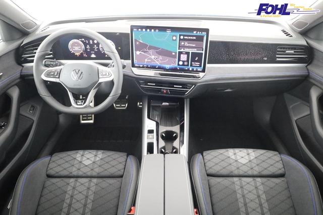 Volkswagen Passat Variant 2.0 TDI 142 kW 4Motion R-Line DSG 4M Black, AHK, HUD, Side 