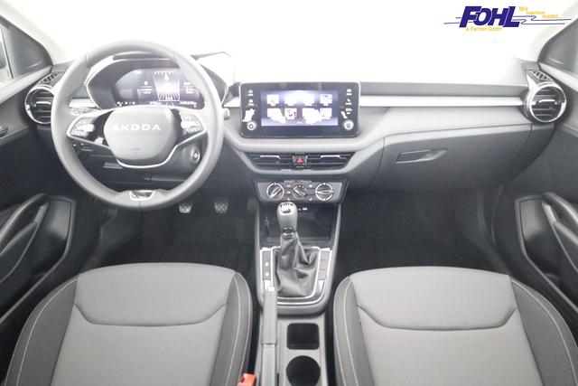 Skoda Fabia Selection 1.0 TSI Selection, Park, Winterpaket, SmartLink, 4-J Garantie 