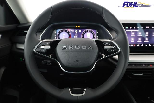 Skoda Octavia Combi 1.5 TSI mHEV 110 kW Selection DSG Selection, Side, el. Klappe, Kamera, Winter 