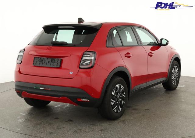 Fiat 600e 115 kW Red 115kWh, LED, APP-Connenct, 1-Hand 