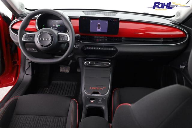 Fiat 600e 115 kW Red 115kWh, LED, APP-Connenct, 1-Hand 
