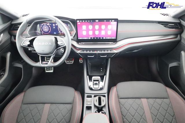 Skoda Octavia Combi RS 2.0 TSI DSG, Sonderlackierung, AHK, 19 Zoll, Canton, el. Klappe, Navi, Matrix, sofort 