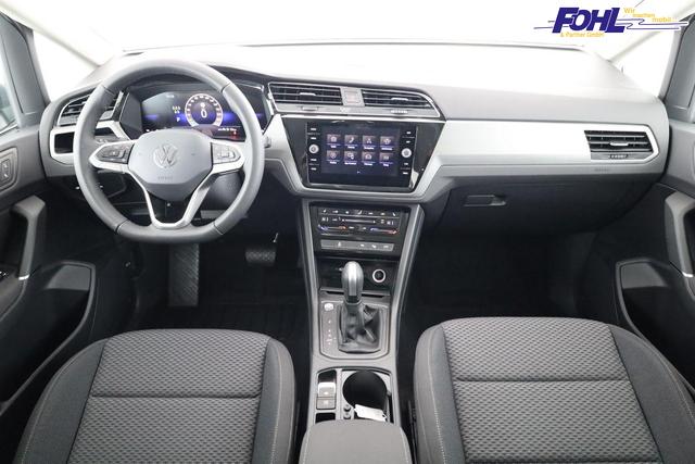 Volkswagen Touran Comfortline BMT/Start-Stopp 1.5 TSI DSG Comfortline, 7-Sitzer, AHK, Navi, Kamera, Side, Winter, 4-J. Garantie 
