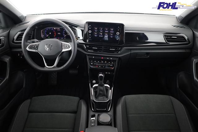 Volkswagen T-Roc Style 1.5 TSI DSG Black Style, AHK, IQ.Light, 19-Zoll, easyOpen, Navi 