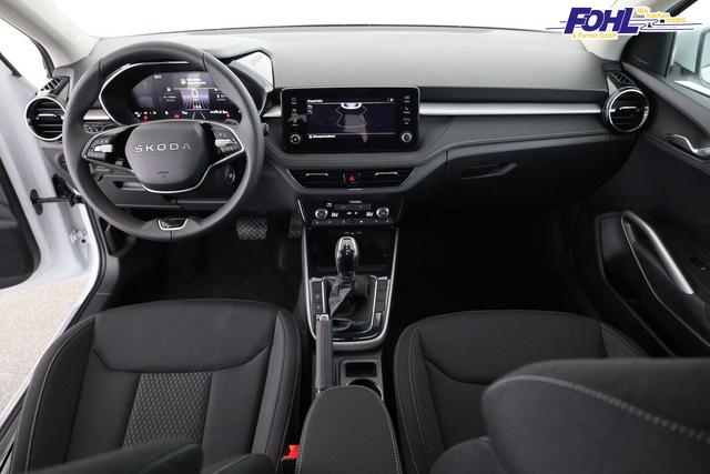 Skoda Fabia Selection 1.0 TSI DSG Selection, 15-Zoll schwarz, Winter, Ladeboden 