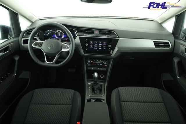 Volkswagen Touran Comfortline BMT/Start-Stopp 1.5 TSI DSG Comfortline, 7-Sitzer, AHK, Navi, Kamera, Side, Winter, 3 J.-Garantie 