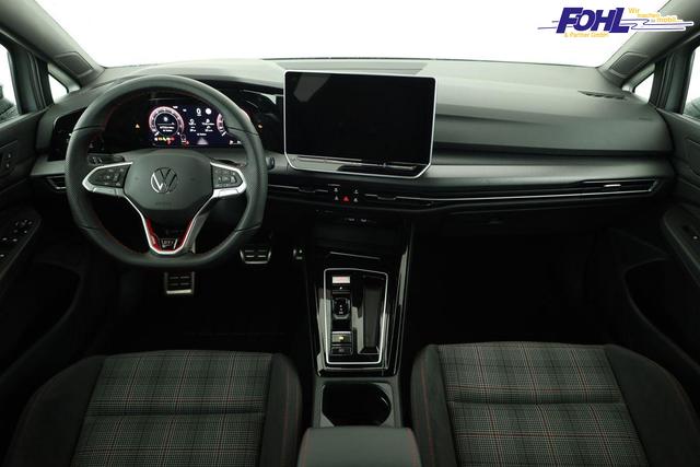 Volkswagen Golf 2.0 TSI 195 kW GTI VIII DSG Black Style, Pano, Navi, Side, Matrix, AreaView, Winter, 19-Zoll 