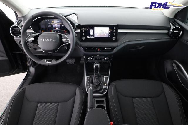 Skoda Fabia Selection 1.0 TSI DSG Selection, KESSY, Kamera, 15-Zoll schwarz, Winter, Ladeboden 