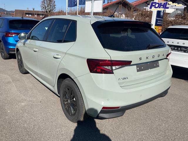 Skoda Fabia Selection 1.0 TSI 130 Jahre, LED, Kamera, Winter, Sunset, 15-Zoll 