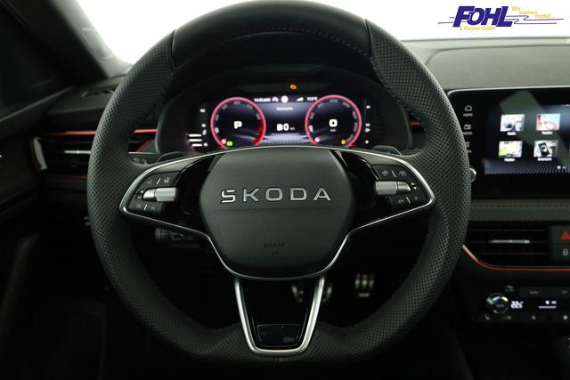 Skoda Kamiq Monte Carlo 1.5 TSI DSG Carlo, Pano, AHK, IQ.Light, Side, Kamera, Winter, 17-Zoll 