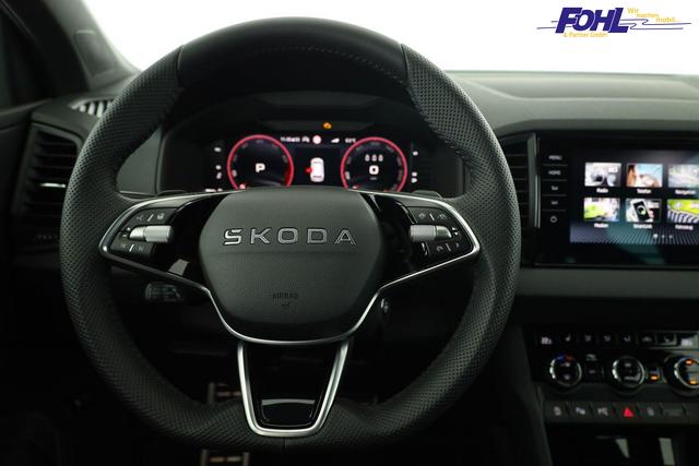 Skoda Karoq Sportline 1.5 TSI DSG Sportline, AHK, Navi, CANTON, Matrix, AreaView, Side, Kamera, el. Klappe, FS-beheizbar 