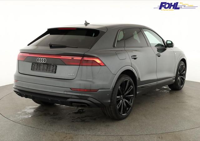 Audi Q8 50 TDI quattro qu S-LINE, Standheizung, HuD, Luft, Pano, B&O, 23-Zoll, AHK, Leder, AreaView, Optik schwarz 