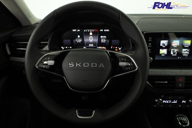 Skoda Kamiq Selection 1.0 TSI Selection, AHK, LED, Kamera, Ladeboden, Winter 