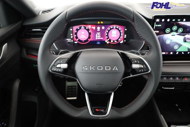 Skoda Octavia Combi 2.0 TSI 195 kW RS DSG, Pano, Standheizung, AHK, Navi, Matrix, Canton, Side, Winter, 5 J.-Garantie 