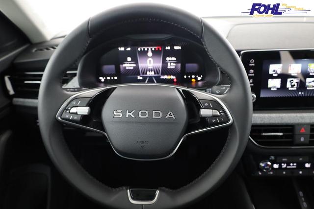 Skoda Kamiq Selection 1.5 TSI Selection, AHK, LED, Kamera, Ladeboden, Winter 