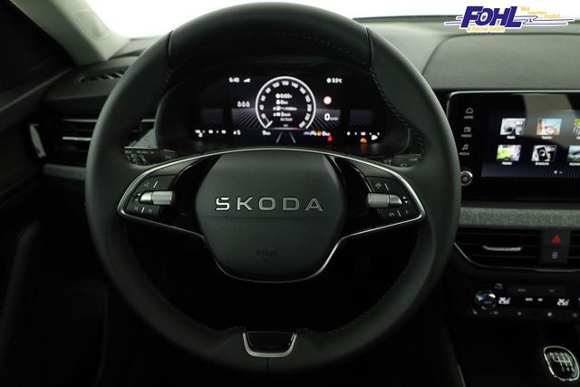 Skoda Kamiq Selection 1.5 TSI Selection, AHK, LED, Kamera, Ladeboden, Winter, 16-Zoll 
