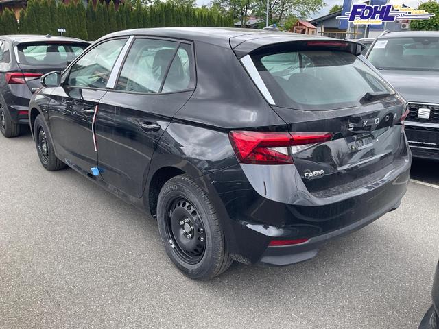 Skoda Fabia Selection 1.0 TSI Selection, Tempomat, Ladeboden, Park, Winterpaket, SmartLink, 4-J Garantie 