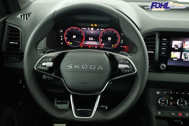 Skoda Karoq Sportline 4x4 2.0 TSI DSG Sportline, Pano, AHK, Navi, Matrix, Side, Winter, 5 J.-Garantie 