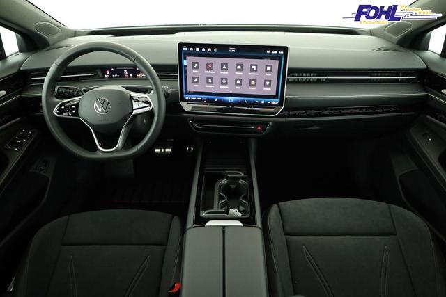 Volkswagen ID.7 Pro Black, AHK, HuD, IQ.Light, IQ.Drive, AreaView, Side, Winter, 19-Zoll 