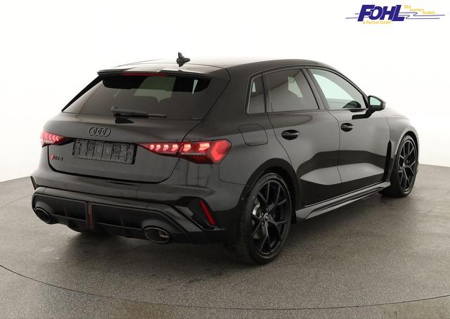 Audi RS3 Sportback 2.5 294 kW TFSI quattro quattro, SONOS, Matrix, Sportabgas, Side, 5 J.-Garantie 