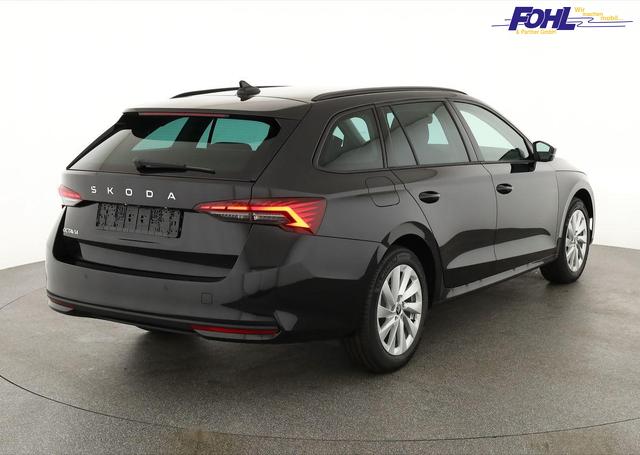 Skoda Octavia Combi 1.5 TSI 110 kW Selection Selection, AHK, LED, Side, ACC, Kamera, Winter, 17-Zoll 