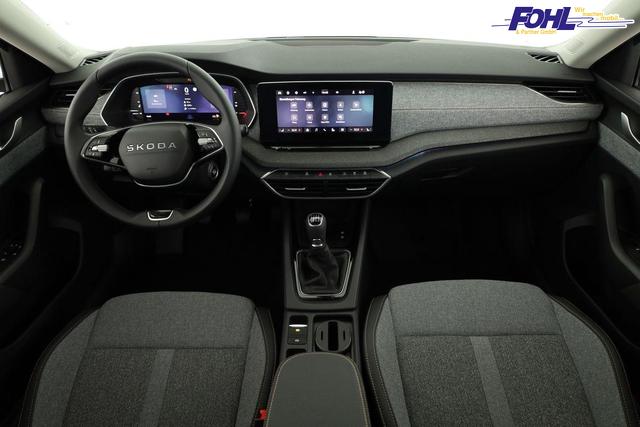 Skoda Octavia Combi 1.5 TSI 110 kW Selection Selection, AHK, LED, Side, ACC, Kamera, Winter, 17-Zoll 
