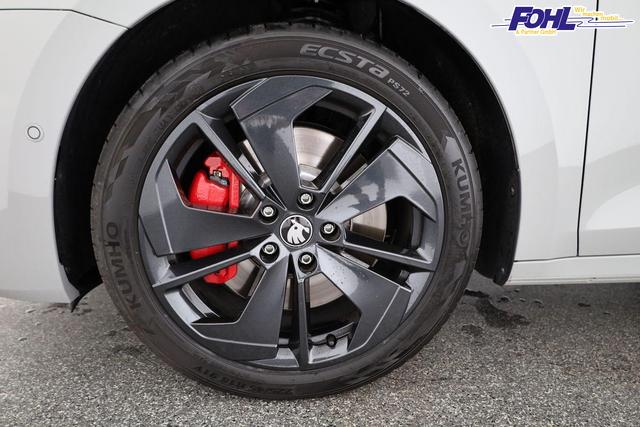 Skoda Octavia Combi 2.0 TSI 195 kW RS DSG, AHK, Navi, Matrix, Canton, Side, Winter, 5 J.-Garantie 