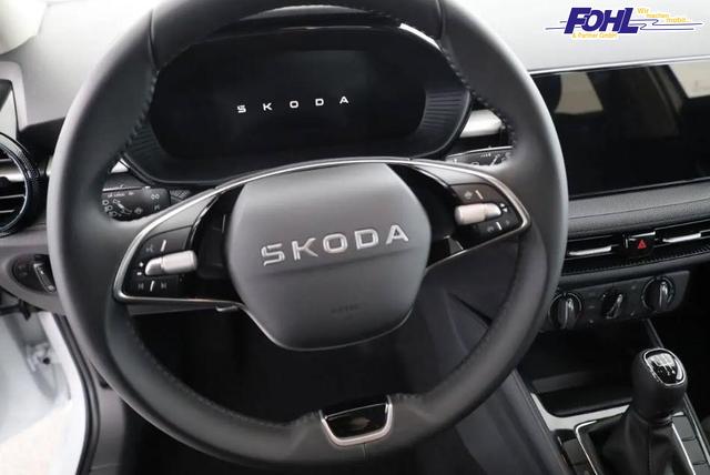 Skoda Fabia Selection 1.0 TSI 130 Jahre, LED, Kamera, Winter, Sunset, 15-Zoll 