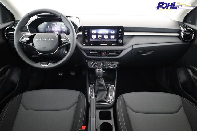 Skoda Fabia Selection 1.0 TSI Selection, Tempomat, Ladeboden, Park, Winterpaket, SmartLink, 4-J Garantie 