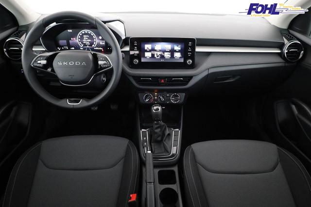 Skoda Fabia Selection 1.0 TSI Selection, AHK, Tempomat, Ladeboden, Park, Winterpaket, SmartLink, 4-J Garantie 