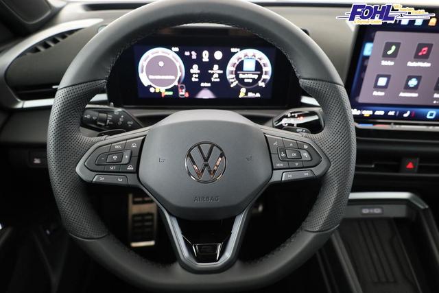 Volkswagen T-Roc 1.5 eTSI 110 kW R-Line DSG Black, AHK, IQ.Light, Kamera, el. Klappe, 19-Zoll 