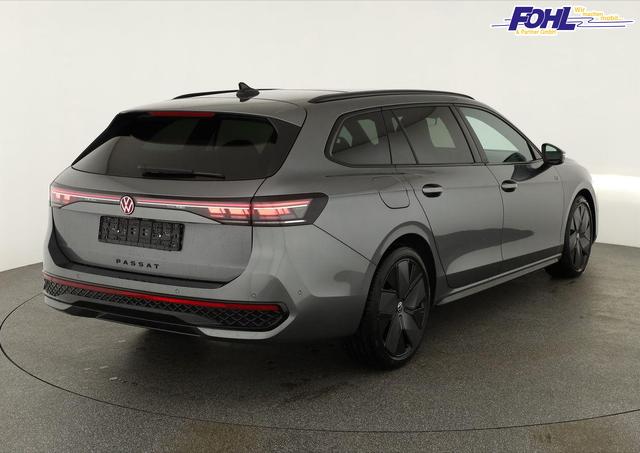 Volkswagen Passat Variant 2.0 TDI 110 kW R-line DSG Black, Pano, AHK, Navi, IQ.Light, Side, Kamera. el. Klappe, 19-Zoll, 5 J.-Garantie 