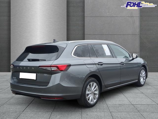 Skoda Superb Combi Selection Winterpaket+AHK+RFK 2.0 TDI DSG 