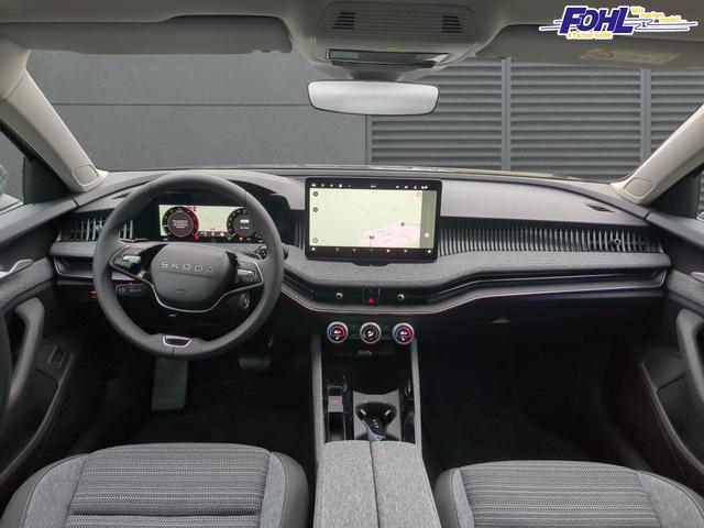 Skoda Superb Combi Selection Winterpaket+AHK+RFK 2.0 TDI DSG 