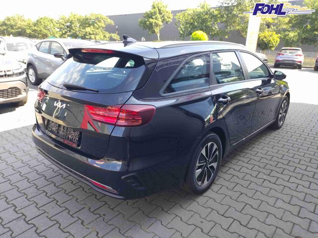 Kia Ceed Sportswagon Gold SW 1.5 GOLD*Navi*Shzg*Lhzg*PDC*Cam*16Zoll* 