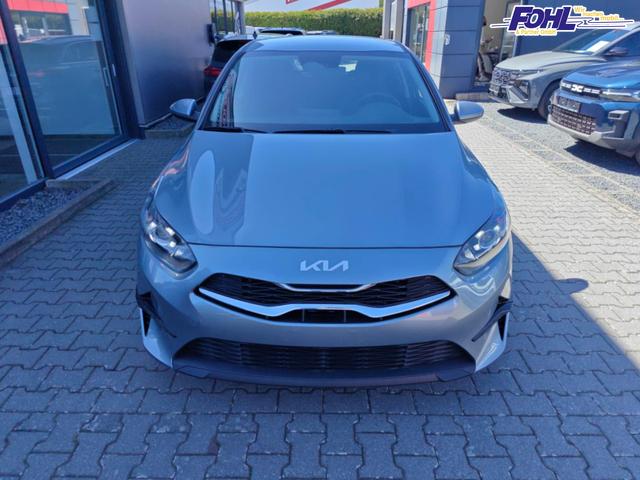 Kia Ceed SPIN 1.5 T-GDI AT Kamera*Sitzheizung*APP*Navi 