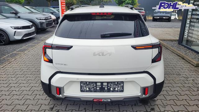 Kia Stonic Silver AT*Navi*Shzg*Lhzg*PDCv+h*Cam*16Zoll*LED 