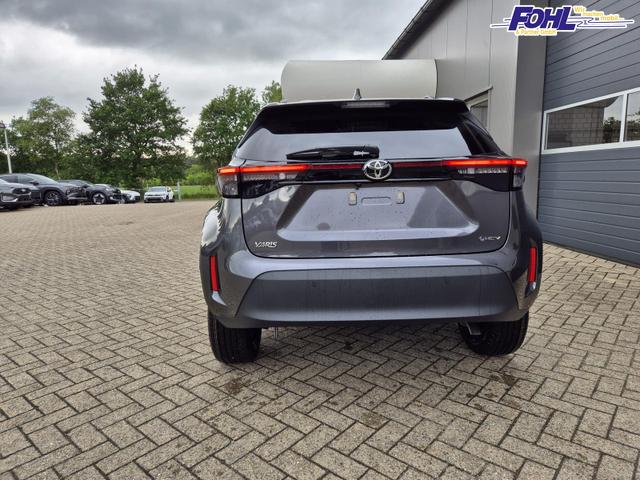 Toyota Yaris Cross 1.5VVT-iE 130PS Automatik Teamplayer Klimaautomatik Sitzheizung Lenkradheizung PDC v+h Rückf.Kamera 17-LM abged.Scheiben 2xKeyless DAB+ Bluetooth Touchscreen Apple CarPlay Android Auto 