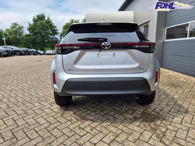 Toyota Yaris Cross 1.5VVT-iE 130PS Automatik Teamplayer Klimaautomatik Sitzheizung Lenkradheizung PDC v+h Rückf.Kamera 17-LM abged.Scheiben 2xKeyless DAB+ Bluetooth Touchscreen Apple CarPlay Android Auto 