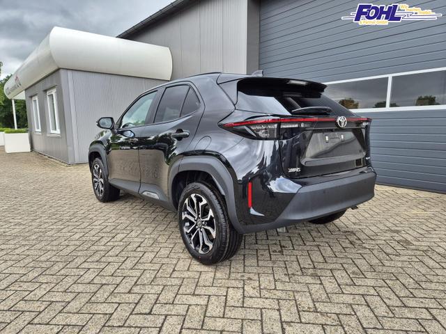 Toyota Yaris Cross 1.5VVT-iE 130PS Automatik Teamplayer Klimaautomatik Sitzheizung Lenkradheizung PDC v+h Rückf.Kamera 17-LM abged.Scheiben 2xKeyless DAB+ Bluetooth Touchscreen Apple CarPlay Android Auto 