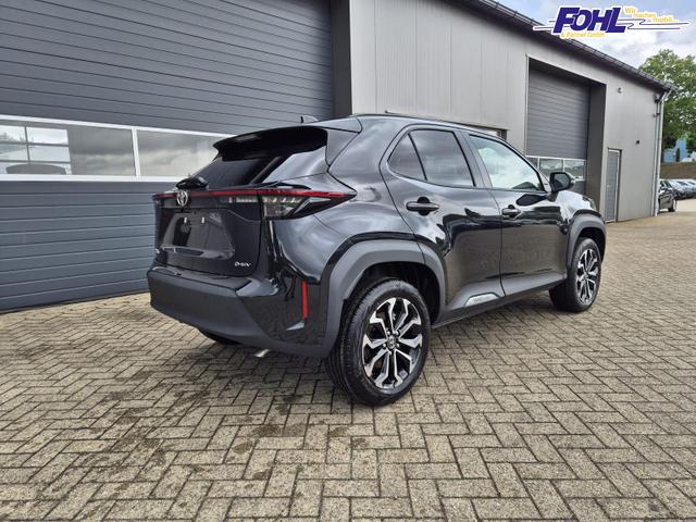 Toyota Yaris Cross 1.5VVT-iE 130PS Automatik Teamplayer Klimaautomatik Sitzheizung Lenkradheizung PDC v+h Rückf.Kamera 17-LM abged.Scheiben 2xKeyless DAB+ Bluetooth Touchscreen Apple CarPlay Android Auto 