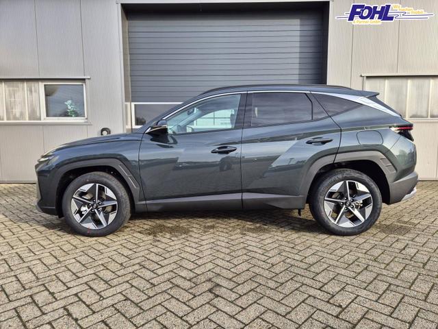 Hyundai TUCSON Trend 1.6 T-GDI 150PS Automatik TZ 2026 Teil-Leder Sitzheizung v+h Lenkradheizung Klimaautomatik Navi Touchscreen DAB+ Apple CarPlay + Android Auto PDC R&uuml;ckf.-Kamera Matrix-LED-Scheinw. 