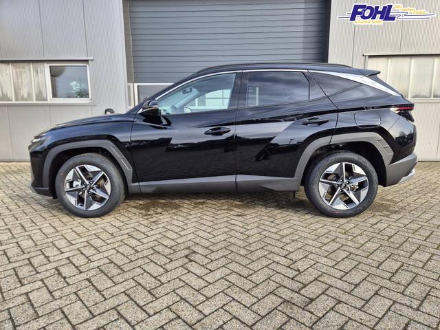 Hyundai TUCSON Trend 1.6 T-GDI 150PS Automatik TZ 2026 Teil-Leder Sitzheizung v+h Lenkradheizung Klimaautomatik Navi Touchscreen DAB+ Apple CarPlay + Android Auto PDC R&uuml;ckf.-Kamera Matrix-LED-Scheinw. 