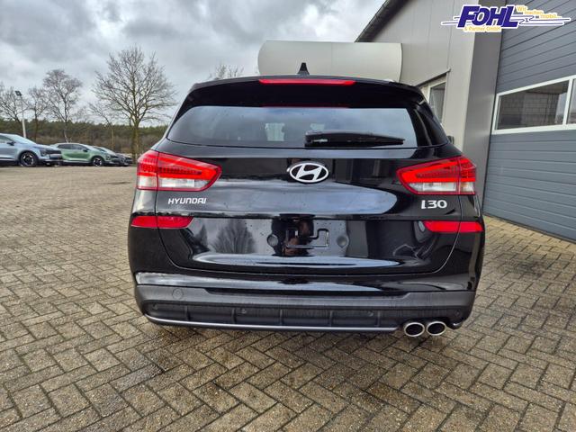 Hyundai i30 Kombi 1.6 T-GDI 150PS Automatik N-Line MY2026 Sitzheizung Lenkradheizung Klimaautomatik Navi 10,3"-Touchscreen Bluelink Apple CarPlay + Android Auto PDC v+h R&uuml;ckf.Kamera 18-LM 