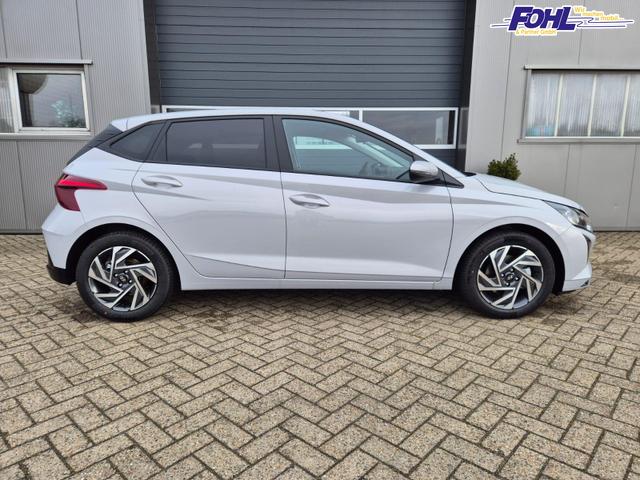 Hyundai i20 1.0 T-GDI 90PS Trend Automatik 5-t&uuml;rig Klimaautomatik Sitzheizung Lenkradheizung R&uuml;ckf.Kamera PDC Apple CarPlay Android Auto Tempomat Touchscreen 16"LM 